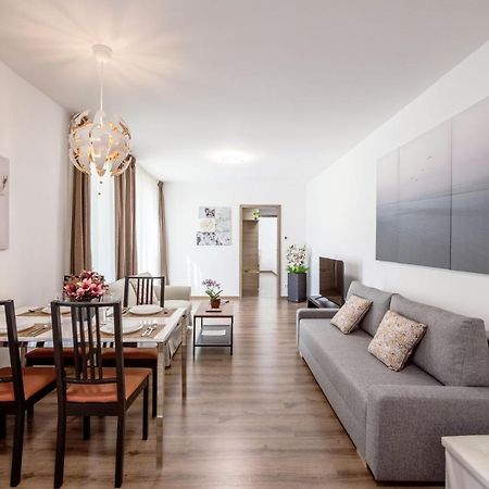 211 / 1 Bedroom / Modern Condo In City Center Budapest Bagian luar foto